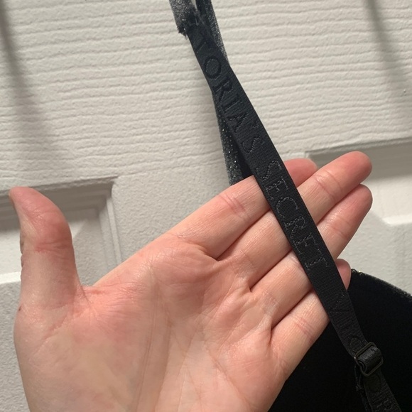 Victoria's Secret Sparkling Charcoal Bra - Picture 3 of 4